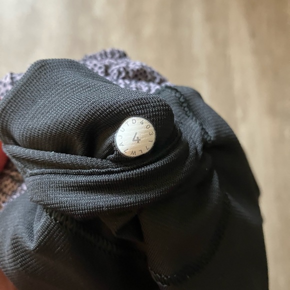 Lululemon Hotty Hot Short - 4” Inseam - Picture 3 of 6